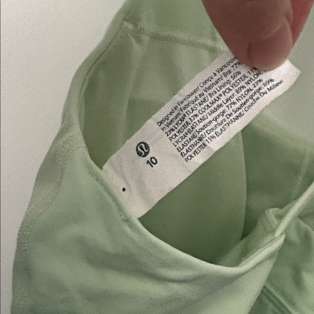 Lululemon Energy Sports Bra - Picture 4 of 4